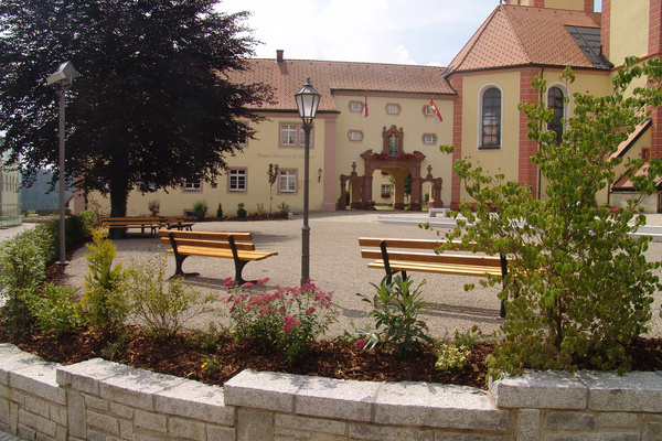 Augustiner Platz in St. M&auml;rgen